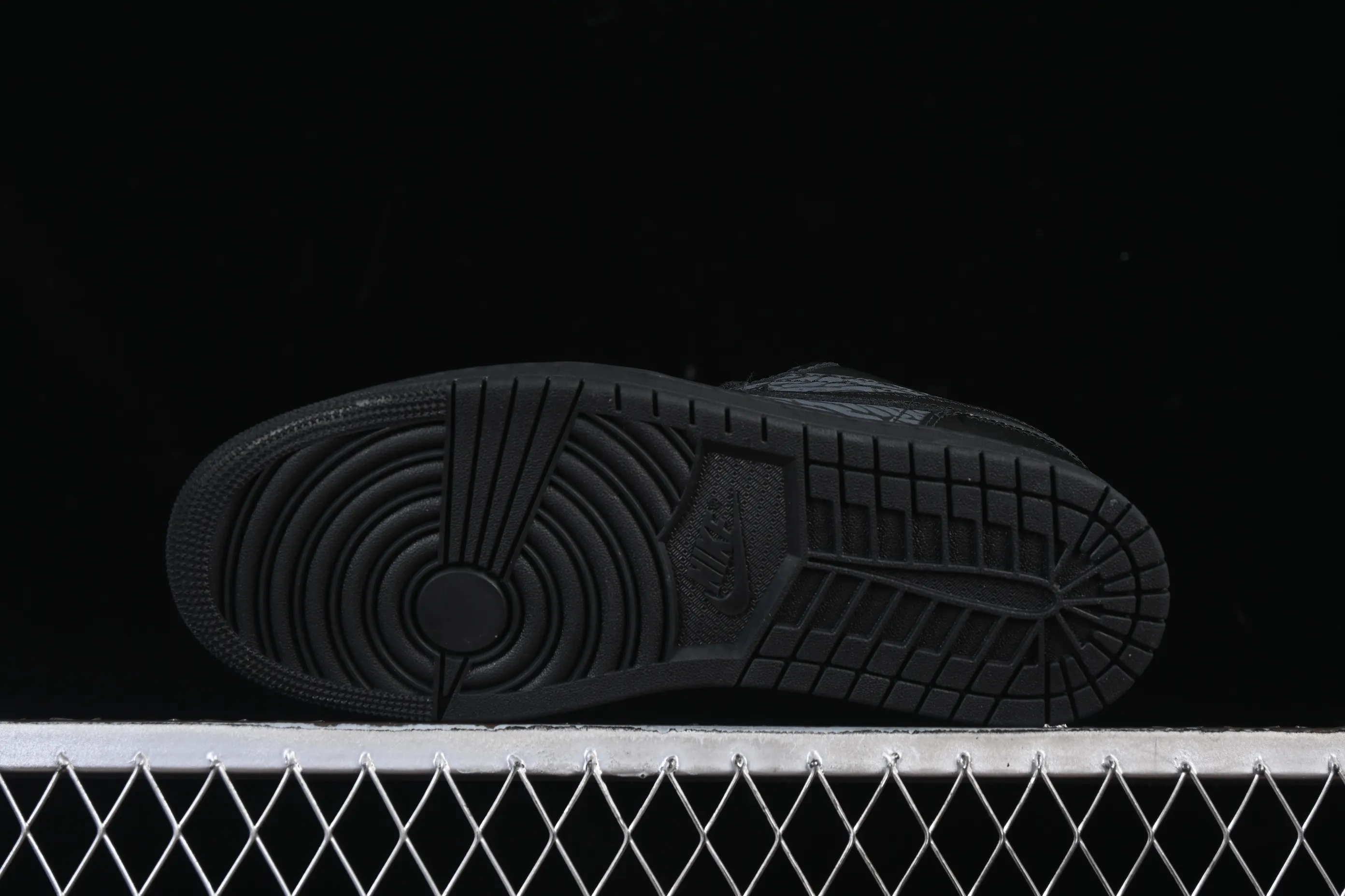 All categories Air Jordan Jordan series basketball shoes Air Jordan 1 Low G version pure original Air Jordan 1 Low "Elephant" AJ1 Joe 1 burst pattern Danger warning low-top cultural casual sneakers IM6568-010